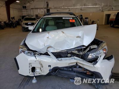 Piąte zdjęcie samochodu w środku: 2016 SUBARU CROSSTREK PREMIUM VIN:JF2GPABC2G8339010 - miniatura