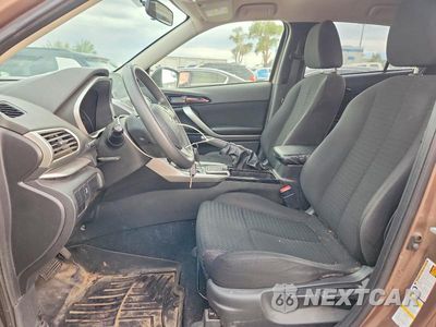 Zdjęcie 7 z 13 samochodu: 2019 MITSUBISHI ECLIPSE CROSS LE VIN:JA4AT4AA1KZ000446 - miniatura