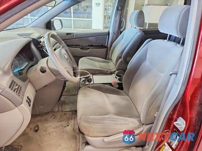 Zdjęcie 7 z 13 samochodu: 2005 TOYOTA SIENNA LE 7 PASSENGER VIN:5TDZA23C65S355524 - miniatura