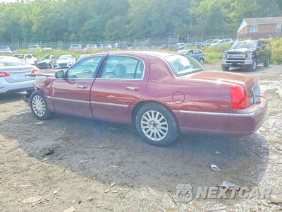 Drugie zdjęcie samochodu z przodu: 2003 LINCOLN TOWN CAR SIGNATURE VIN:1LNHM82W63Y609151 - miniatura