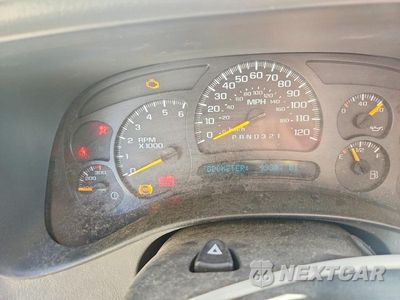 Zdjęcie 9 z 12 samochodu: 2006 GMC SIERRA K2500 HEAVY DUTY VIN:1GTHK24U06E211197 - miniatura