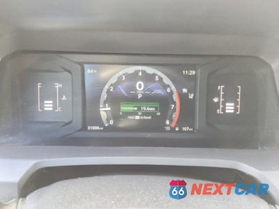 Zdjęcie 9 z 13 samochodu: 2025 TOYOTA TACOMA SR5 VIN:3TMKB5FNXSM031114 - miniatura