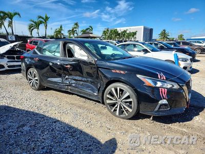 Czwarte zdjęcie samochodu z boku: 2020 NISSAN ALTIMA SR VIN:1N4BL4CVXLC282770 - miniatura