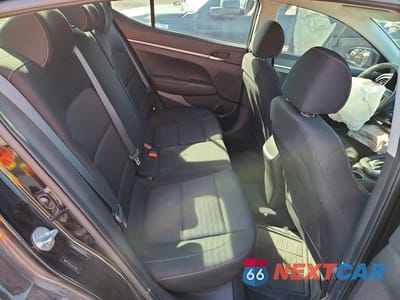 Zdjęcie 10 z 12 samochodu: 2018 HYUNDAI ELANTRA SE VIN:5NPD74LF6JH377926 - miniatura