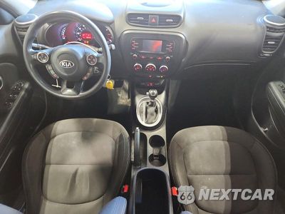 Zdjęcie 8 z 13 samochodu: 2016 KIA SOUL BASE VIN:KNDJN2A27G7302596 - miniatura