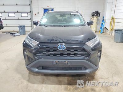 Piąte zdjęcie samochodu w środku: 2021 TOYOTA RAV4 XLE VIN:4T3RWRFV1MU023317 - miniatura
