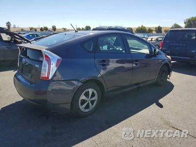 Trzecie zdjęcie samochodu z tyłu: 2014 TOYOTA PRIUS TWO VIN:JTDKN3DU6E1741862 - miniatura