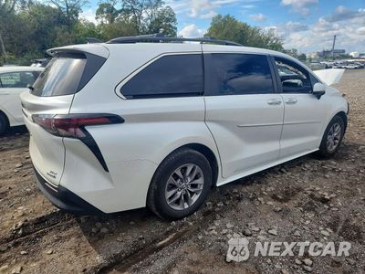 Trzecie zdjęcie samochodu z tyłu: 2023 TOYOTA SIENNA XLE VIN:5TDJRKEC7PS150011 - miniatura