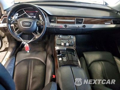Zdjęcie 8 z 12 samochodu: 2014 AUDI A8 QUATTRO VIN:WAUAGAFDXEN013295 - miniatura