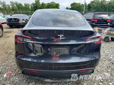 Zdjęcie 6 z 13 samochodu: 2024 TESLA MODEL Y VIN:7SAYGDED3RF162871 - miniatura