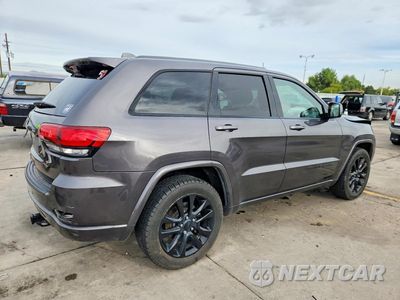 Trzecie zdjęcie samochodu z tyłu: 2020 JEEP GRAND CHEROKEE LAREDO VIN:1C4RJEAG5LC372451 - miniatura