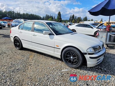 Czwarte zdjęcie samochodu z boku: 2001 BMW 325 I VIN:WBAAV33451FV02116 - miniatura