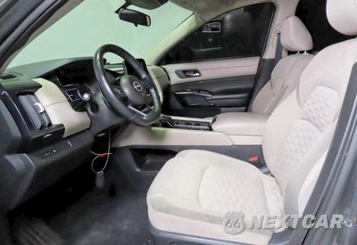 Zdjęcie 9 z 10 samochodu: 2022 NISSAN PATHFINDER SV VIN:5N1DR3BA2NC240232 - miniatura