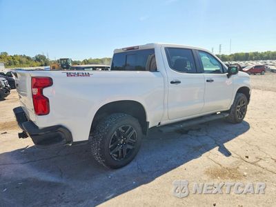 Trzecie zdjęcie samochodu z tyłu: 2024 CHEVROLET SILVERADO K1500 LT TRAIL BOSS VIN:3GCUDFED8RG178154 - miniatura