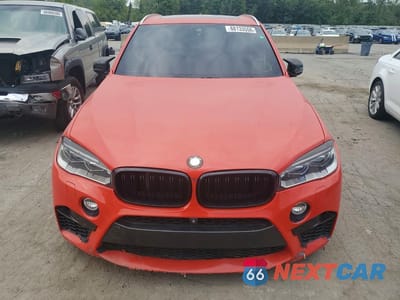 Piąte zdjęcie samochodu w środku: 2016 BMW X5 M VIN:5YMKT6C59G0R78797 - miniatura
