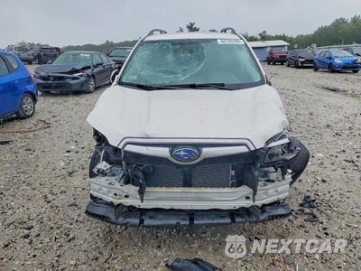 Piąte zdjęcie samochodu w środku: 2020 SUBARU FORESTER PREMIUM VIN:JF2SKAJC8LH610060 - miniatura