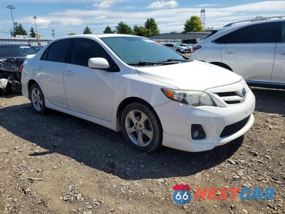 Czwarte zdjęcie samochodu z boku: 2012 TOYOTA COROLLA S VIN:2T1BU4EE2CC836458 - miniatura
