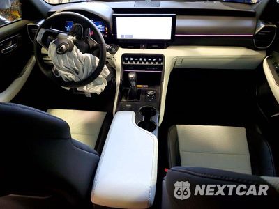 Zdjęcie 8 z 12 samochodu: 2026 LEXUS IS 350 F SPORT VIN:JTHGZ1E24T5050636 - miniatura