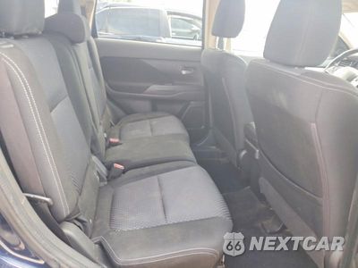 Zdjęcie 11 z 13 samochodu: 2016 MITSUBISHI OUTLANDER SE VIN:JA4AZ3A32GZ032436 - miniatura