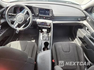 Zdjęcie 8 z 12 samochodu: 2021 HYUNDAI ELANTRA SEL VIN:KMHLM4AG3MU142194 - miniatura