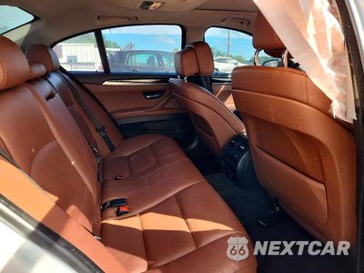 Zdjęcie 10 z 13 samochodu: 2013 BMW 535 XI VIN:WBAFU7C50DDU77831 - miniatura