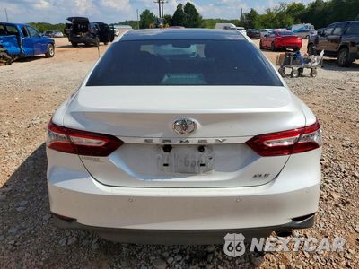 Zdjęcie 6 z 12 samochodu: 2018 TOYOTA CAMRY XLE VIN:4T1B11HK2JU025635 - miniatura