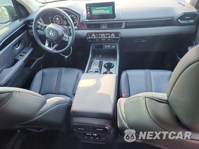 Zdjęcie 8 z 13 samochodu: 2025 HONDA PILOT EXL VIN:5FNYG1H42SB106711 - miniatura