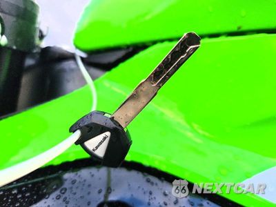 Zdjęcie 8 z 9 samochodu: 2026 KAWASAKI ZX636 K VIN:JKBZXJK10TA016346 - miniatura