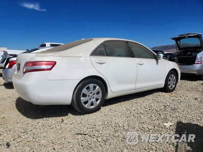 Trzecie zdjęcie samochodu z tyłu: 2010 TOYOTA CAMRY LE VIN:4T1BF3EKXAU550282 - miniatura