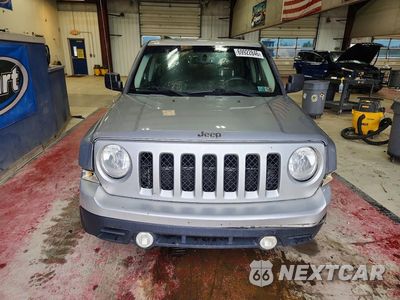 Piąte zdjęcie samochodu w środku: 2015 JEEP PATRIOT LATITUDE VIN:1C4NJRFB1FD382976 - miniatura