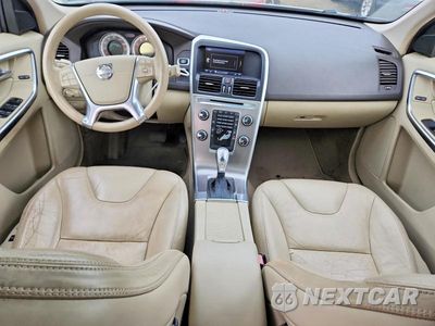 Zdjęcie 8 z 13 samochodu: 2013 VOLVO XC60 T6 VIN:YV4902DZ3D2450728 - miniatura
