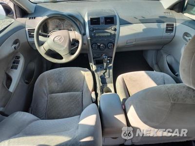 Zdjęcie 8 z 12 samochodu: 2009 TOYOTA COROLLA LE VIN:JTDBL40E399065050 - miniatura