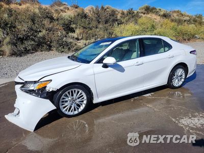 2018 TOYOTA CAMRY XLE V6 4T1BZ1HK6JU007244 - główne zdjęcie licytacji z USA - miniatura