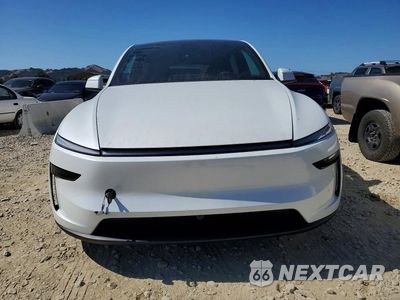 Piąte zdjęcie samochodu w środku: 2026 TESLA MODEL Y VIN:7SAYGDEE5TF651661 - miniatura