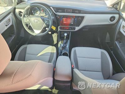 Zdjęcie 8 z 12 samochodu: 2017 TOYOTA COROLLA LE VIN:5YFBURHE0HP637313 - miniatura