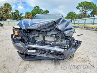 Piąte zdjęcie samochodu w środku: 2024 TOYOTA TACOMA SR5 VIN:3TMKB5FN3RM023978 - miniatura