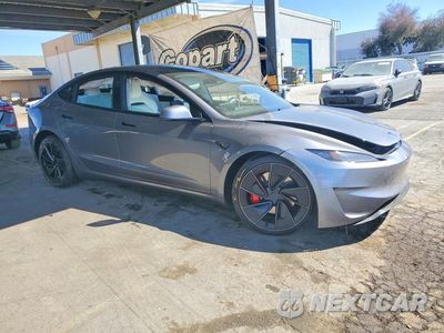 Czwarte zdjęcie samochodu z boku: 2026 TESLA MODEL 3 VIN:5YJ3E1ET0TF229369 - miniatura