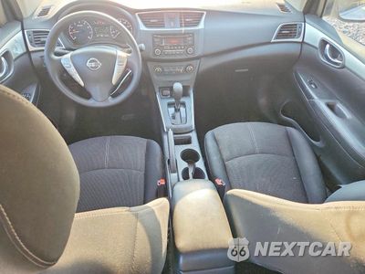 Zdjęcie 8 z 13 samochodu: 2016 NISSAN SENTRA S VIN:3N1AB7AP9GL682816 - miniatura