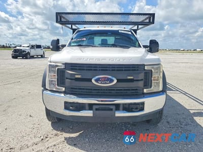 Piąte zdjęcie samochodu w środku: 2017 FORD F550 SUPER DUTY VIN:1FD0W5GT0HED79846 - miniatura