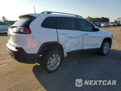 Trzecie zdjęcie samochodu z tyłu: 2021 JEEP CHEROKEE LATITUDE VIN:1C4PJLCBXMD150822 - miniatura