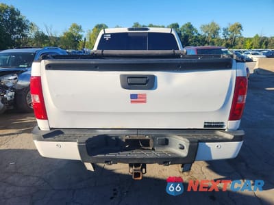 Zdjęcie 6 z 12 samochodu: 2007 CHEVROLET SILVERADO K2500 HEAVY DUTY VIN:1GCHK23677F548044 - miniatura