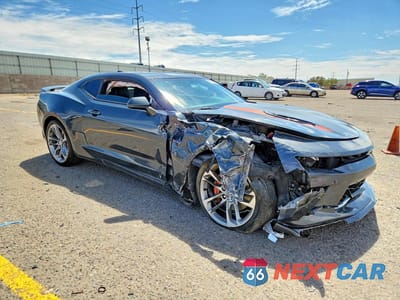 Czwarte zdjęcie samochodu z boku: 2017 CHEVROLET CAMARO SS VIN:1G1FH1R72H0109511 - miniatura
