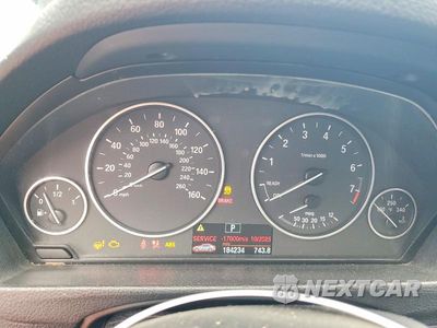 Zdjęcie 9 z 12 samochodu: 2013 BMW 328 I VIN:WBA3A5C53DF601465 - miniatura