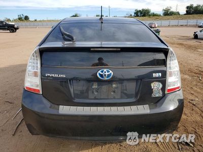 Zdjęcie 6 z 12 samochodu: 2011 TOYOTA PRIUS THREE VIN:JTDKN3DU5B5299323 - miniatura