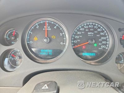 Zdjęcie 9 z 13 samochodu: 2008 GMC YUKON VIN:1GKFC13J78R123771 - miniatura