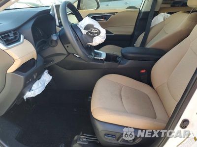 Zdjęcie 13 z 26 samochodu: 2025 TOYOTA RAV4 HYBRID XLE VIN:JTMRWRFV9SD341390 - miniatura
