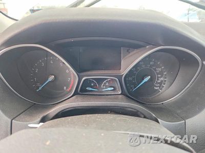 Zdjęcie 9 z 12 samochodu: 2017 FORD FOCUS SE VIN:1FADP3F24HL300373 - miniatura