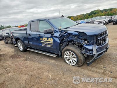 Czwarte zdjęcie samochodu z boku: 2020 CHEVROLET SILVERADO K1500 CUSTOM VIN:1GCRYBEH8LZ248197 - miniatura