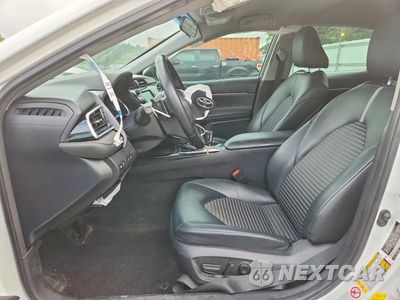 Zdjęcie 7 z 12 samochodu: 2018 TOYOTA CAMRY SE VIN:4T1B11HKXJU127961 - miniatura