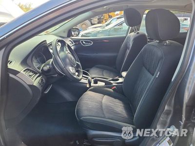 Zdjęcie 7 z 12 samochodu: 2019 NISSAN SENTRA SV VIN:3N1AB7AP3KY272864 - miniatura